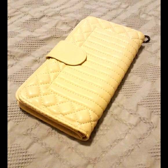 Wallet - Picture 2 of 4